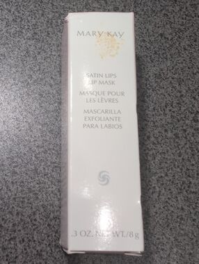 NWT Mary Kay Satin Lips Lip Mask